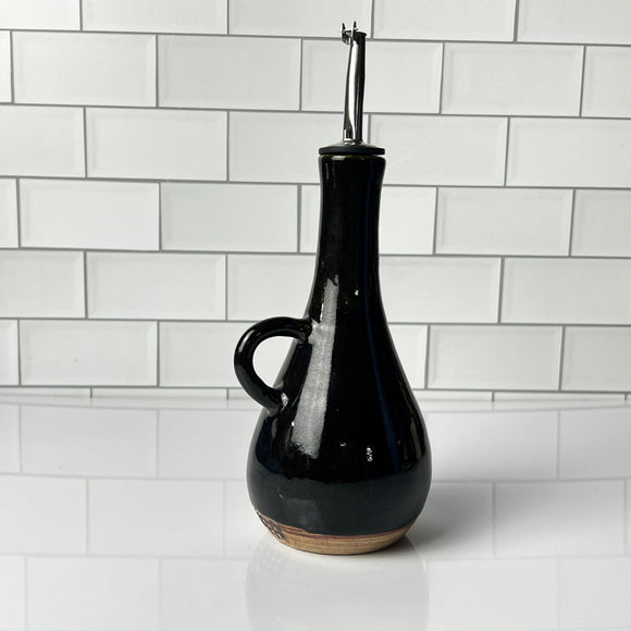 Cruet, Black Magic