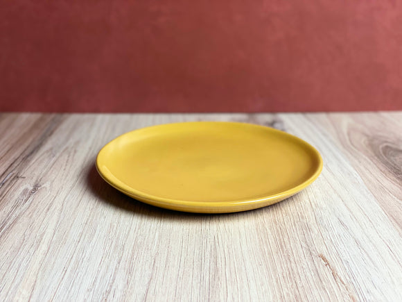 Cake Plate - Em.Burge Pottery