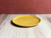 Load image into Gallery viewer, Cake Plate - Plain Jane