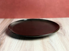 Set of 4 Black Dinner Plates / seconds