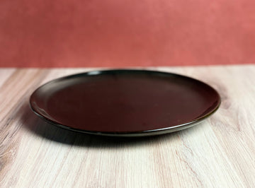 Set of 4 Black Dinner Plates / seconds