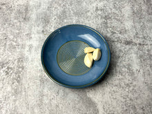 Load image into Gallery viewer, Garlic Grater - Plain Jane